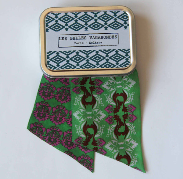 LES BELLES VAGABONDES Diadema verde de María Antonieta