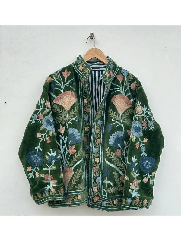 Chaqueta Suzani de terciopelo bordada a mano - Verde