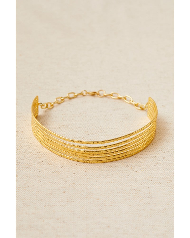 LATIDO Choker latón baño de oro