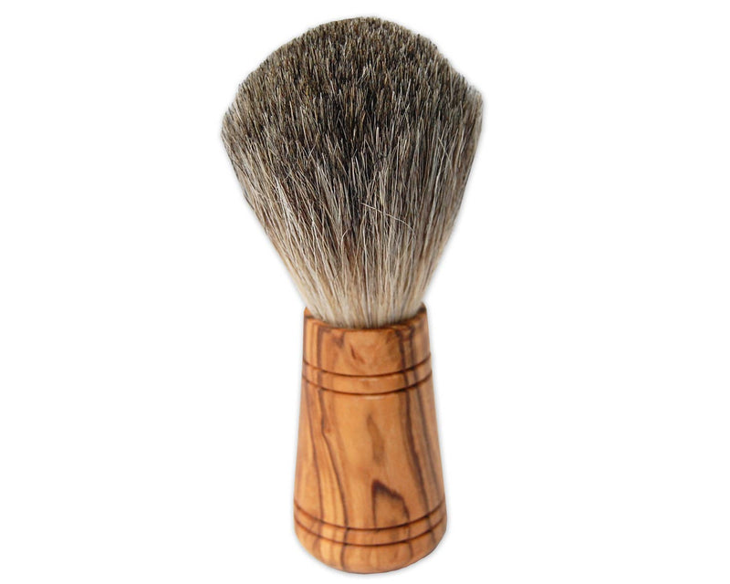 Brocha de afeitar de pelo de tejón «Sir George» con mango de madera de olivo